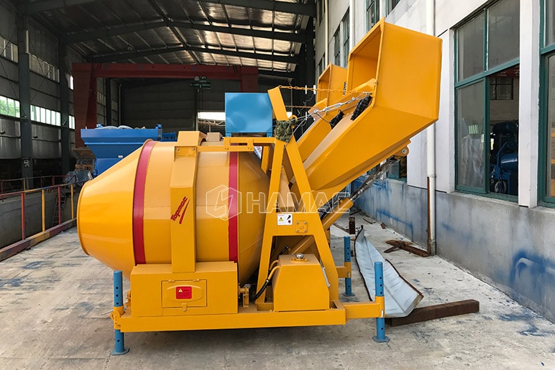 What is diesel concrete mixer?