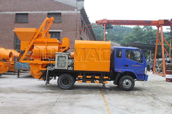 HBT25-L2 Electric Mobile Concrete Mixer Pump in Tanluo City